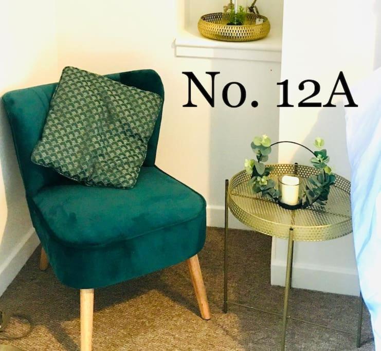 Flat 12A - Central, Modern, Bright Apartment With Free Wifi Oban Extérieur photo