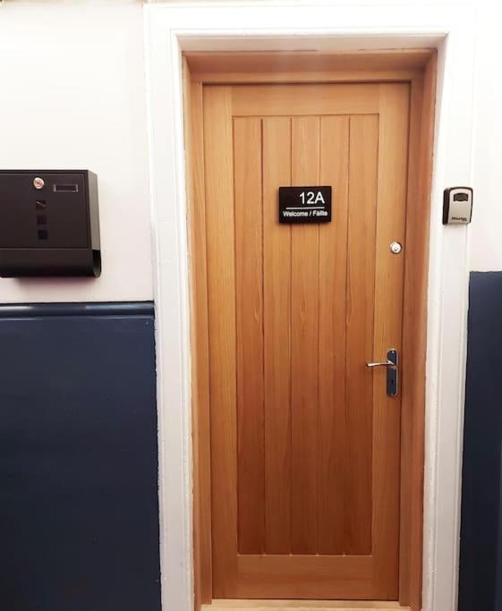 Flat 12A - Central, Modern, Bright Apartment With Free Wifi Oban Extérieur photo
