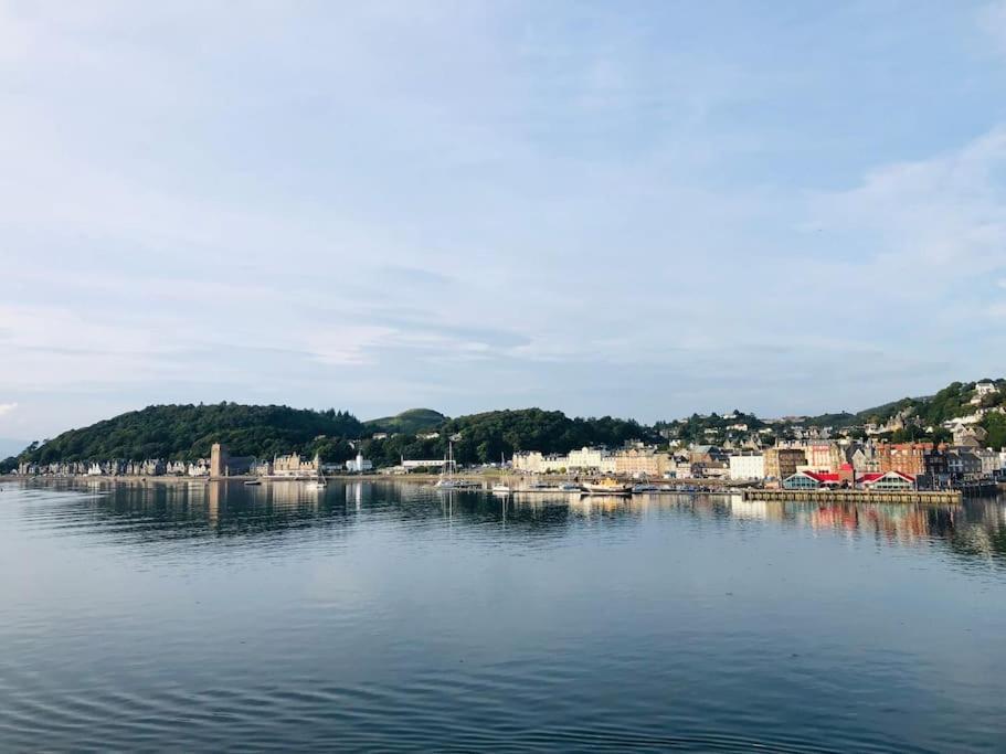 Flat 12A - Central, Modern, Bright Apartment With Free Wifi Oban Extérieur photo
